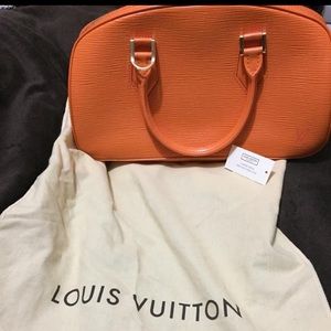 Louis Vuitton Jasmine Epi Orange hand bag. Authentic, new . Never used.